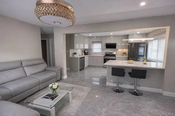 $1,680,000 | 50-32 Utopia Parkway | Flushing