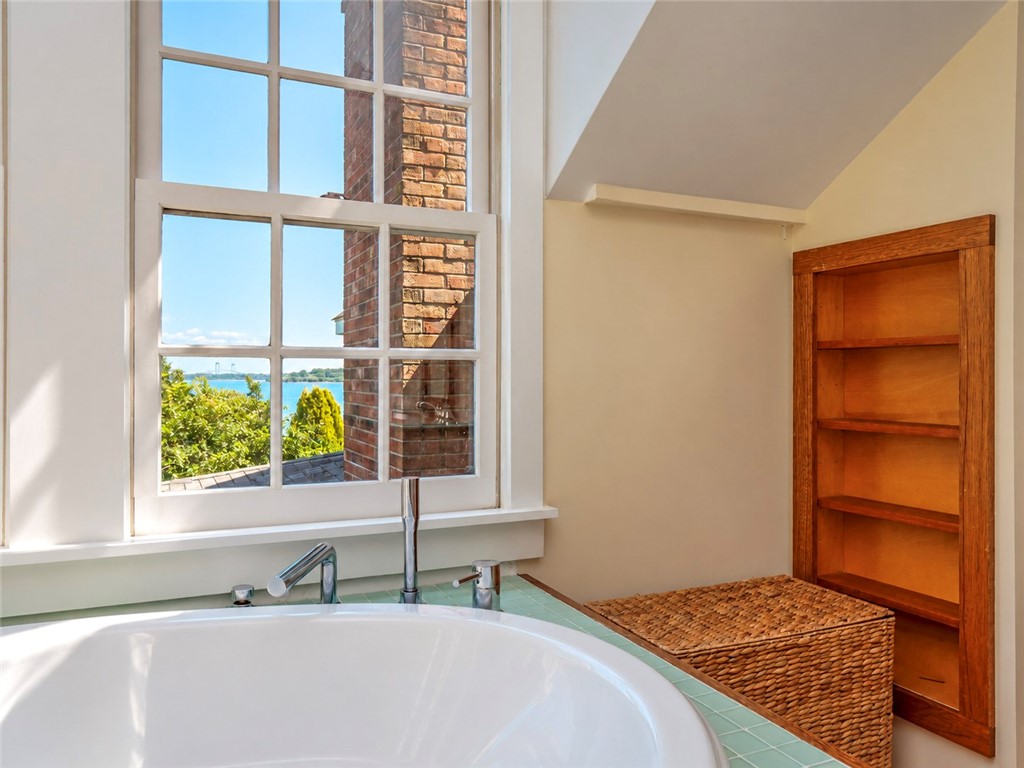 210 Ferry Road North Kingstown, RI 02874 - Photo 19 of 35 Gallery Image 19