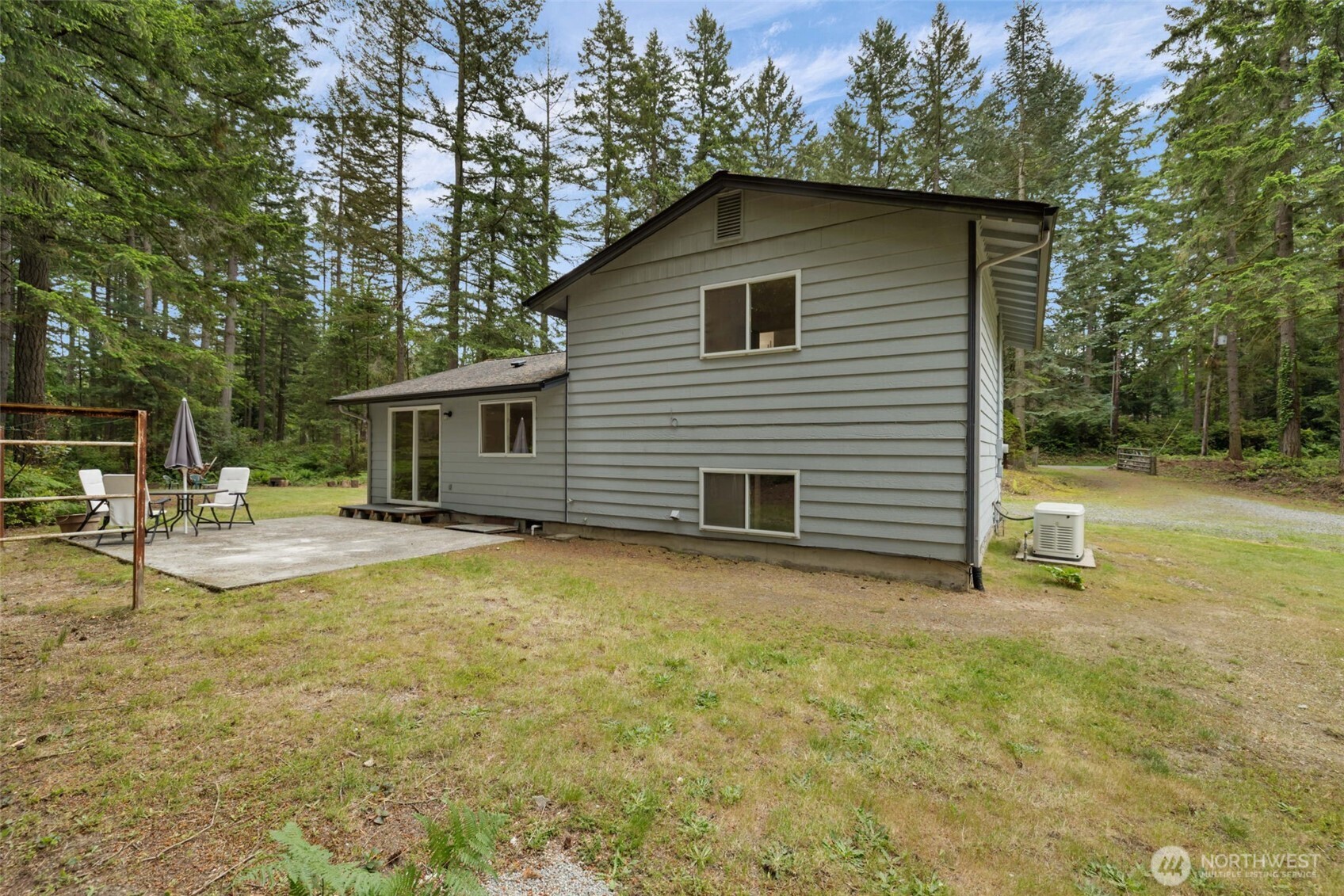 6951 Southeast Olalla Valley Road Port Orchard, WA 98367 - Photo 28 of 40