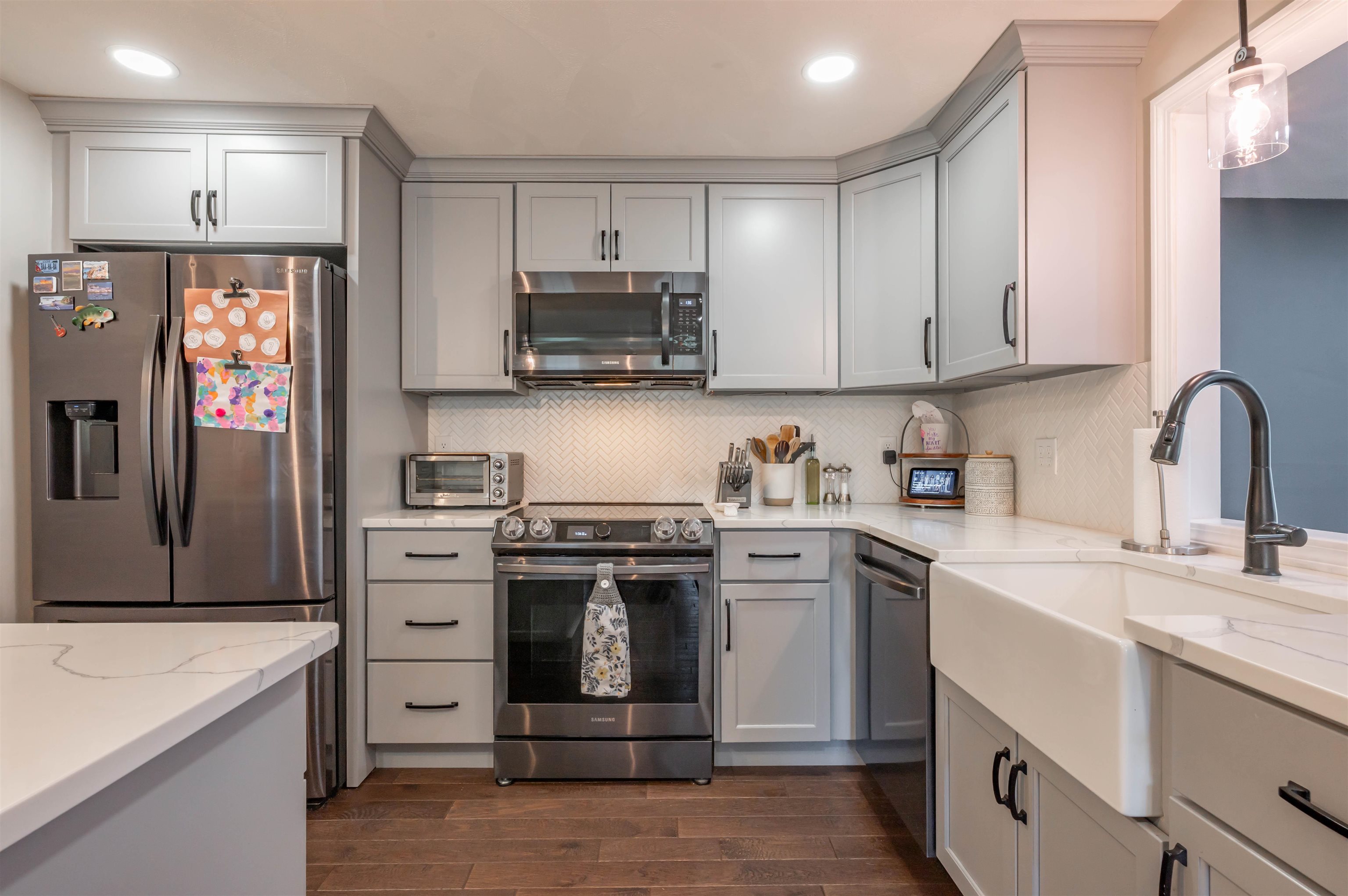 7 Woodridge Road Merrimack, NH 03054 - Photo 8 of 60