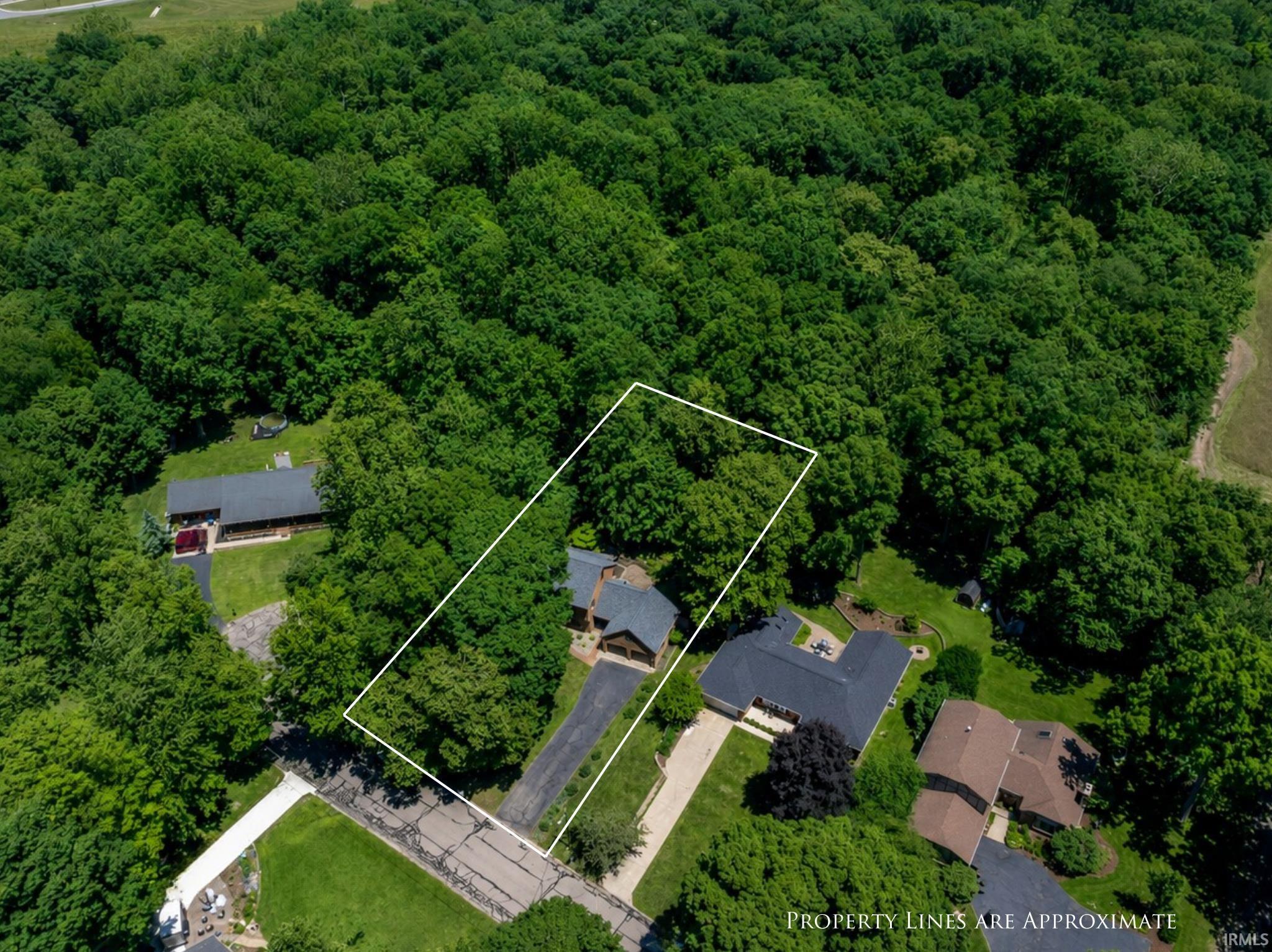 2012 Robb Road Warsaw, IN 46580 - Photo 11 of 42