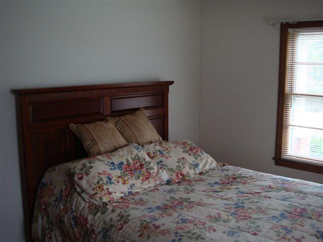 3731 New Spring Branch Road Southeast Roanoke, VA 24014 - Photo 8 of 12 bedroom