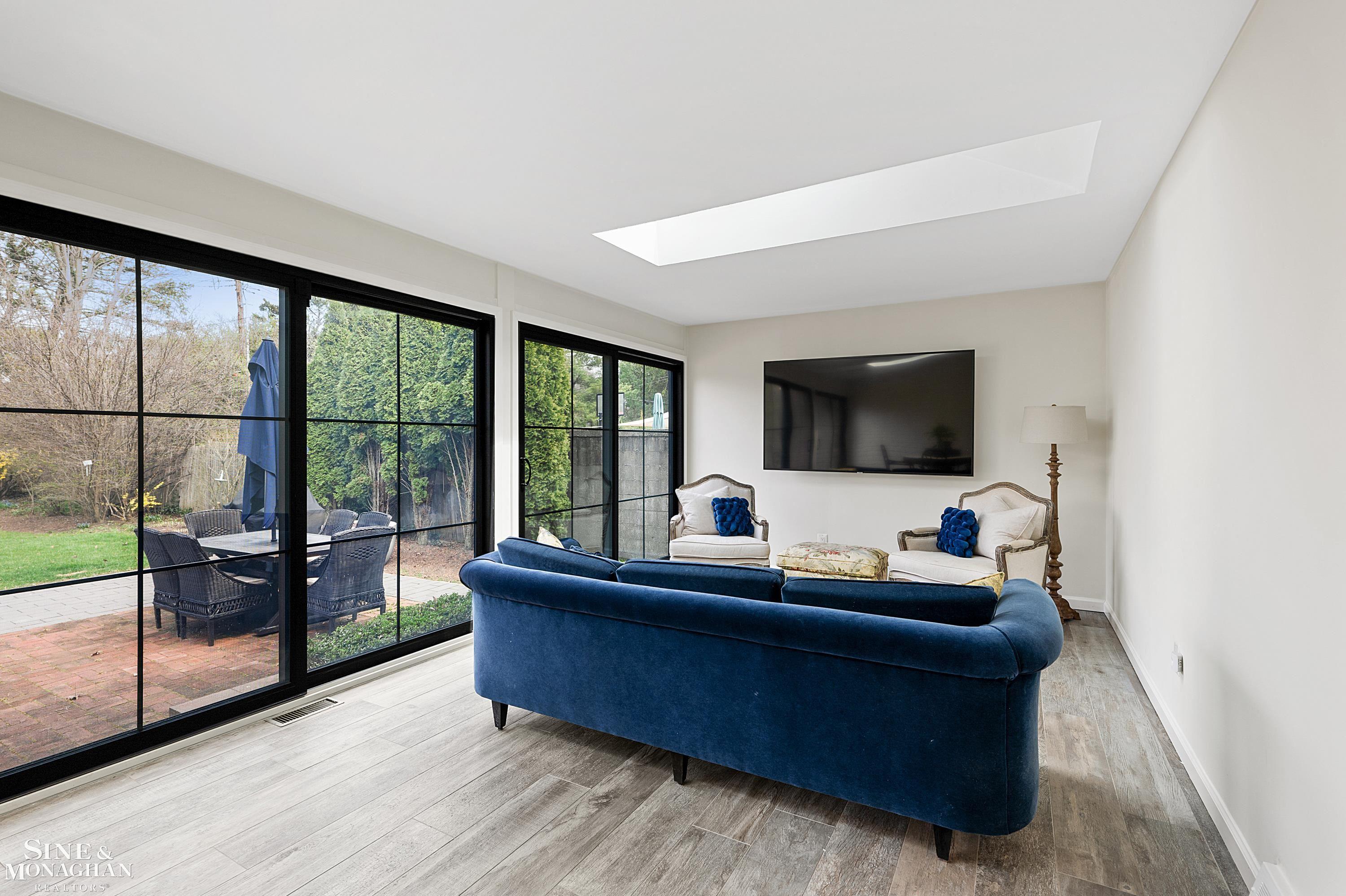 118 Merriweather Road Grosse Pointe, MI 48236 - Photo 24 of 54 50139312-F22DE195-523F-4994-A4EC-B61807182D56.JPG