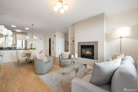 $499,000 | 2300 Broadway, Unit 7, Oakland, CA 94612