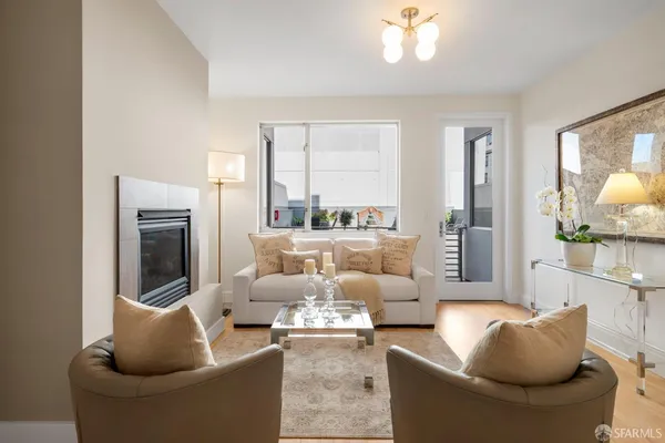 $530,000 | 2300 Broadway, Unit 7, Oakland, CA 94612