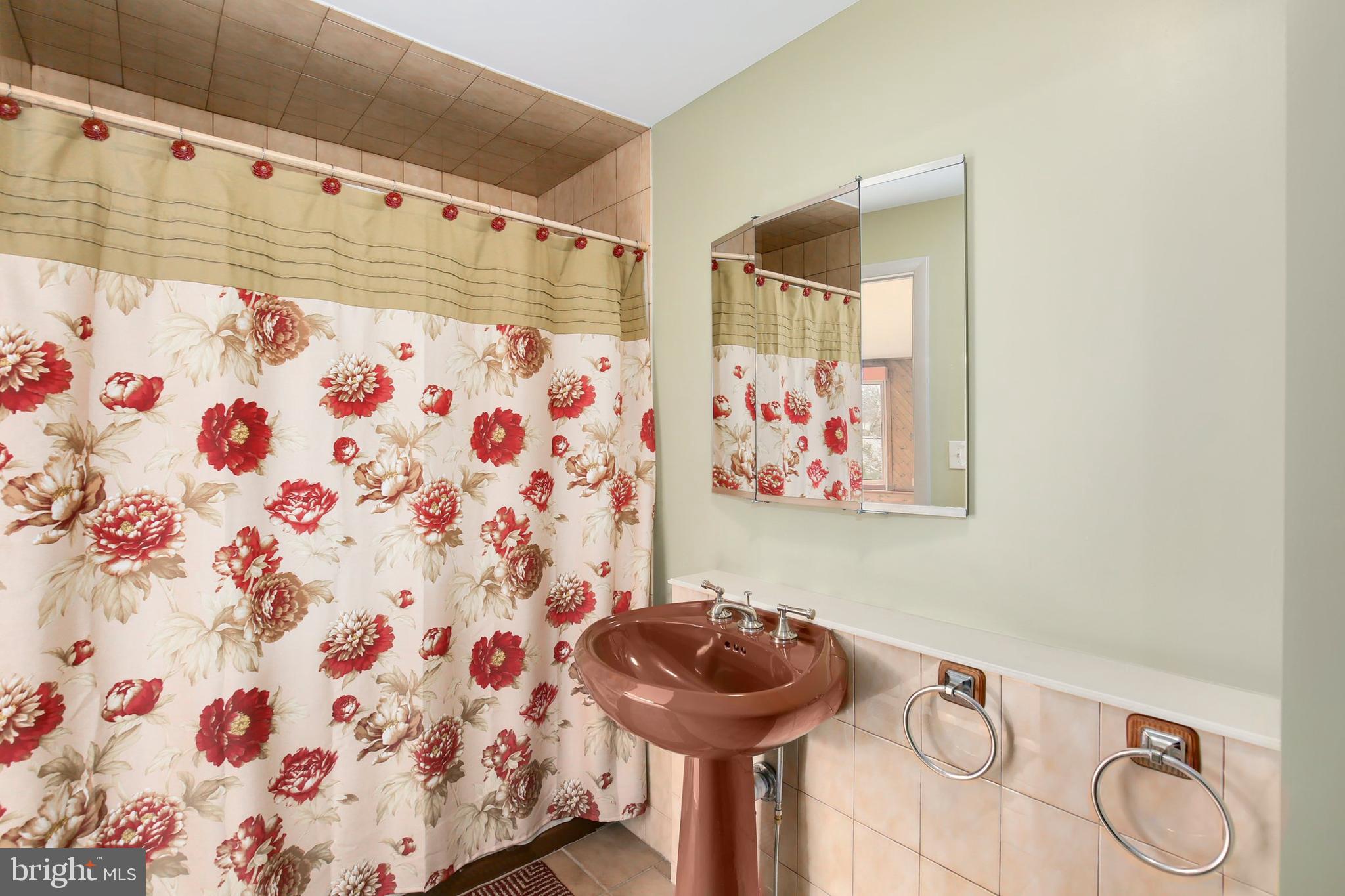 17227 Donora Road Silver Spring, MD 20905 - Photo 37 of 41