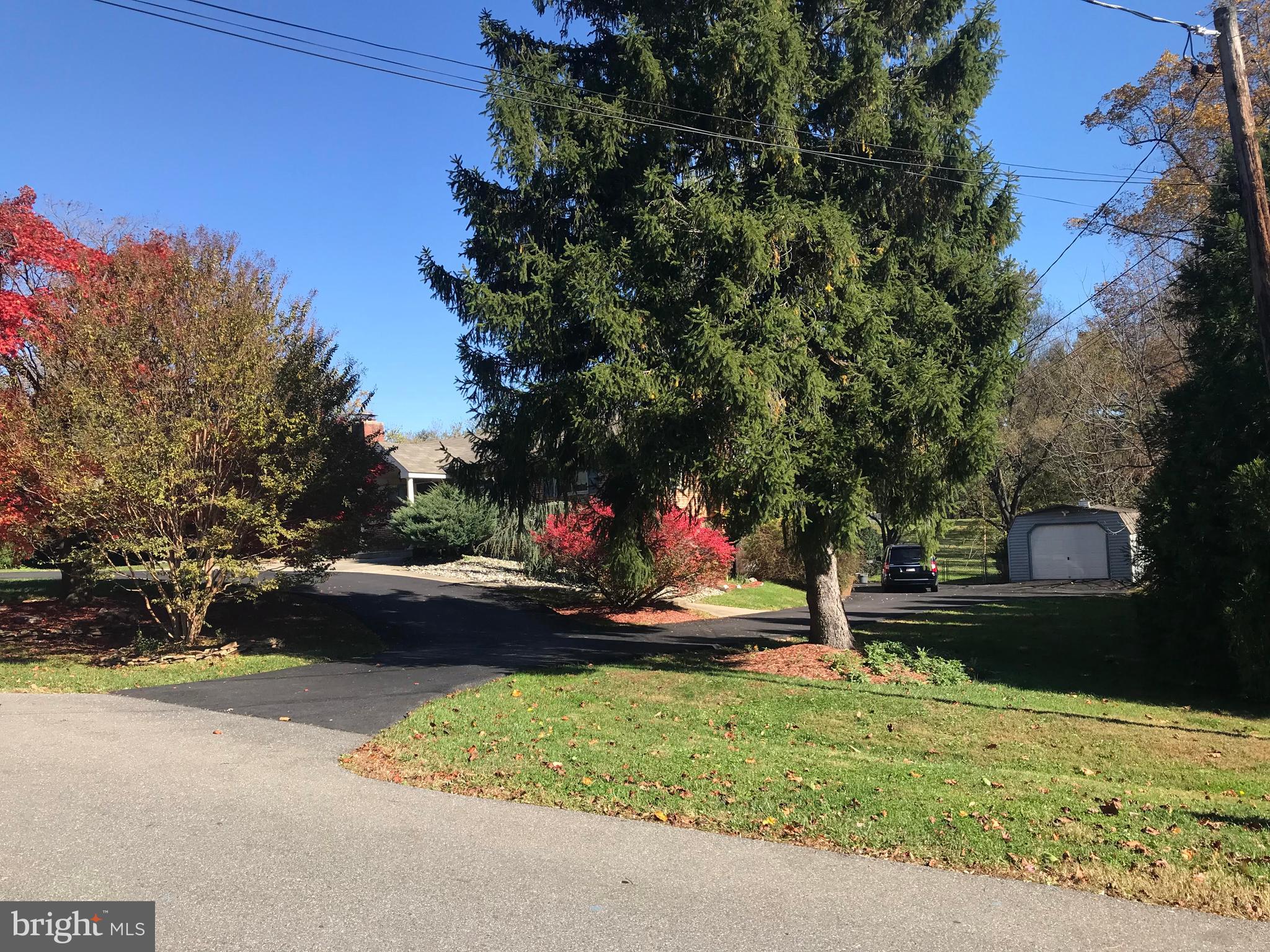 17227 Donora Road Silver Spring, MD 20905 - Photo 6 of 41
