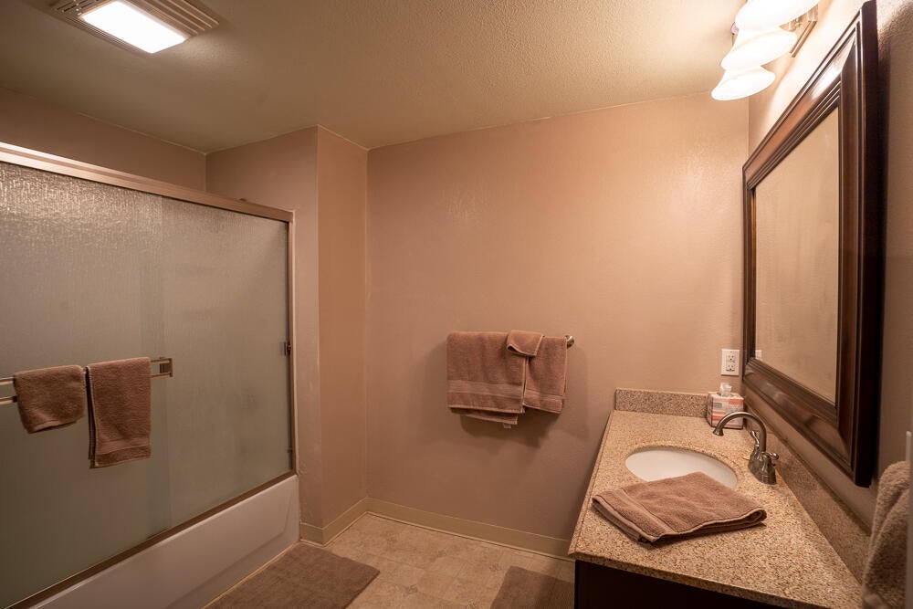 4579 Winnetka Road White City, OR 97503 - Photo 21 of 28 Winnetka 22