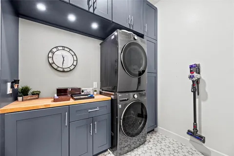 $425,000 | 10711 River Walk Drive, Missouri City, TX 77459