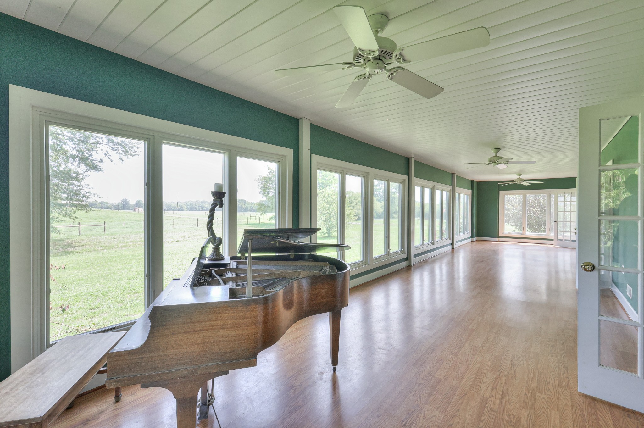 114 Dixon Road Shelbyville, TN 37160 - Photo 27 of 58 Gallery Image 27