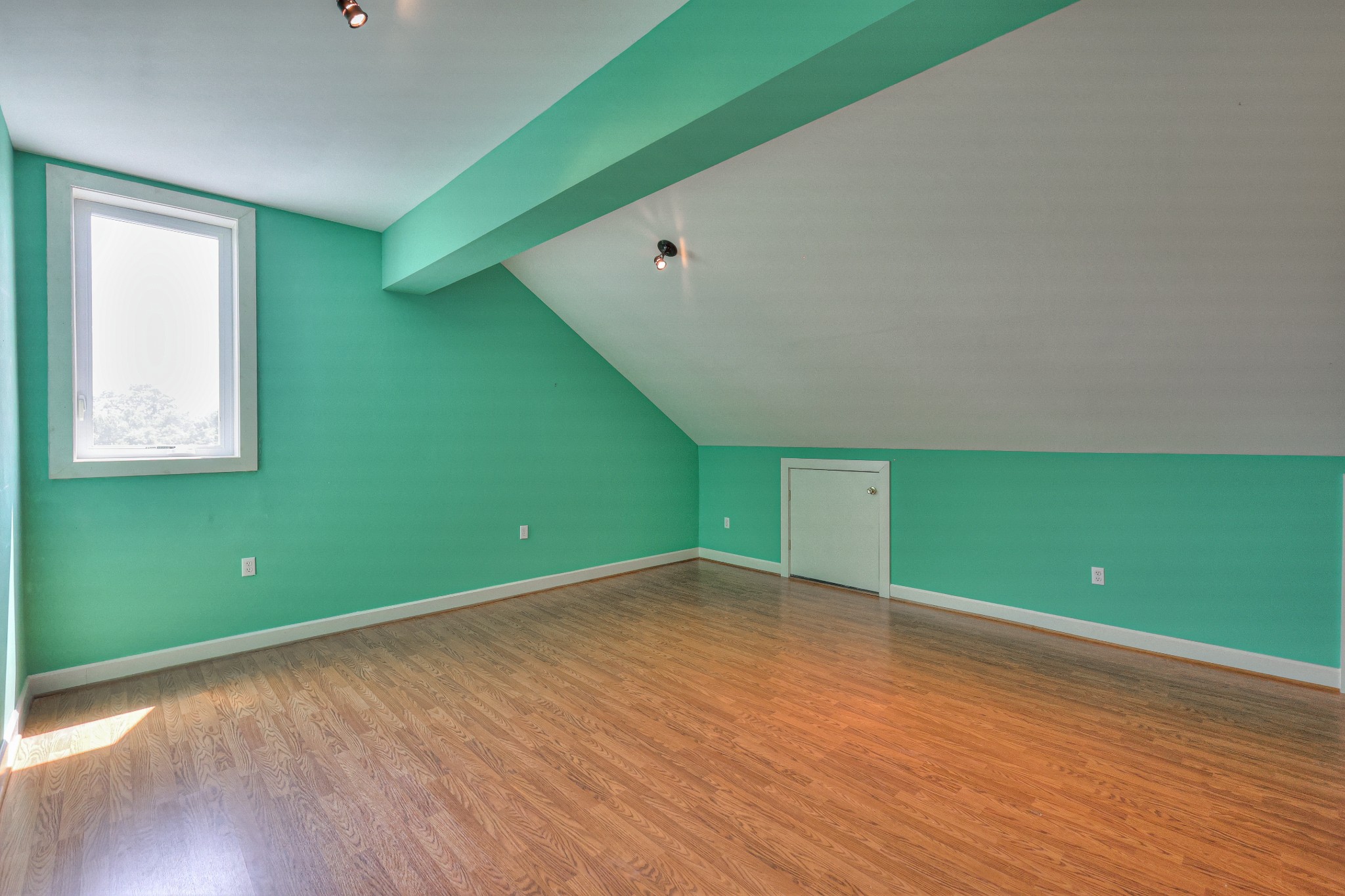 114 Dixon Road Shelbyville, TN 37160 - Photo 35 of 58 Gallery Image 35