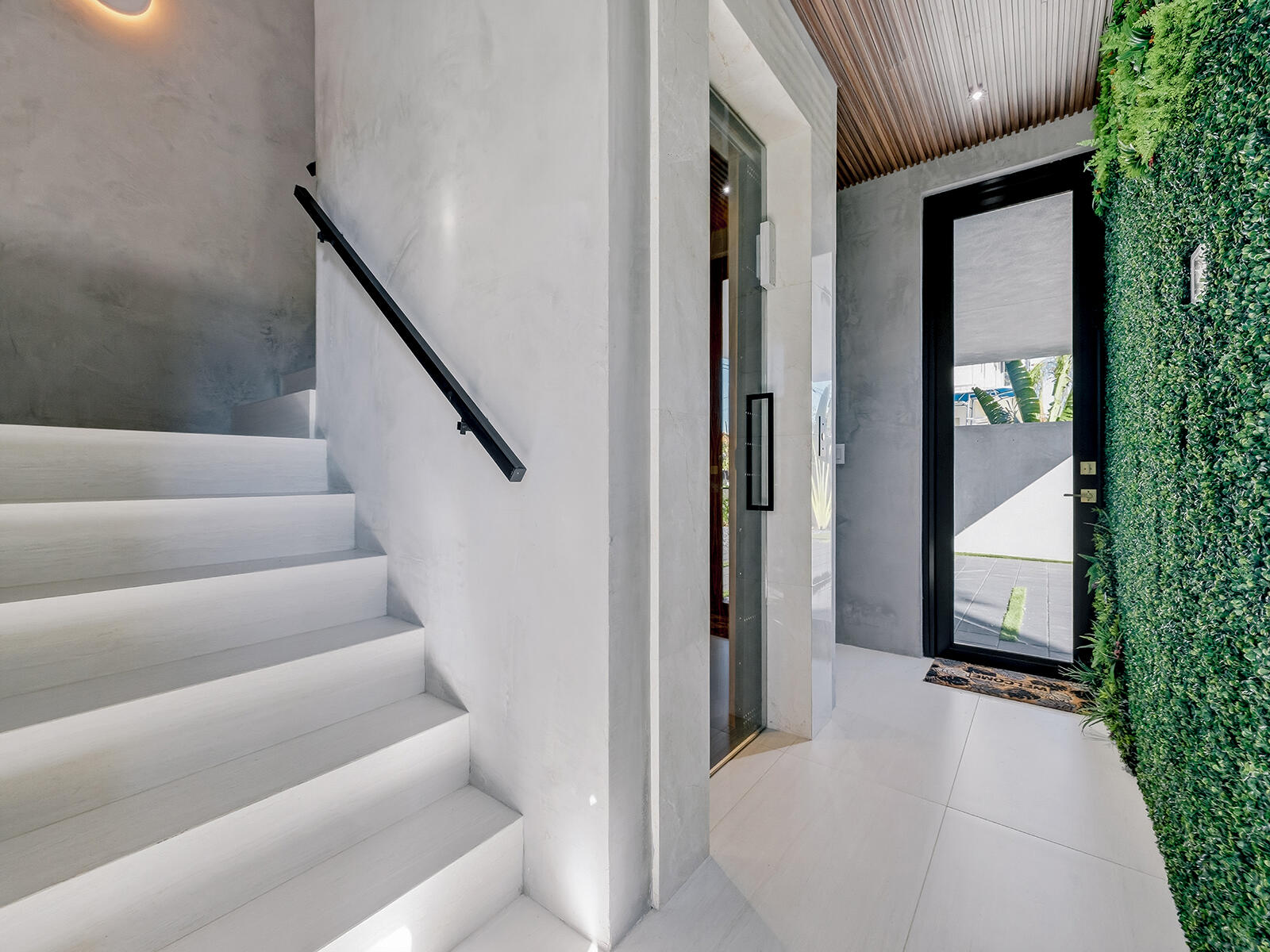 16 South Exuma Road Key Largo, FL 33037 - Photo 19 of 23 First Floor Entry & Elevator