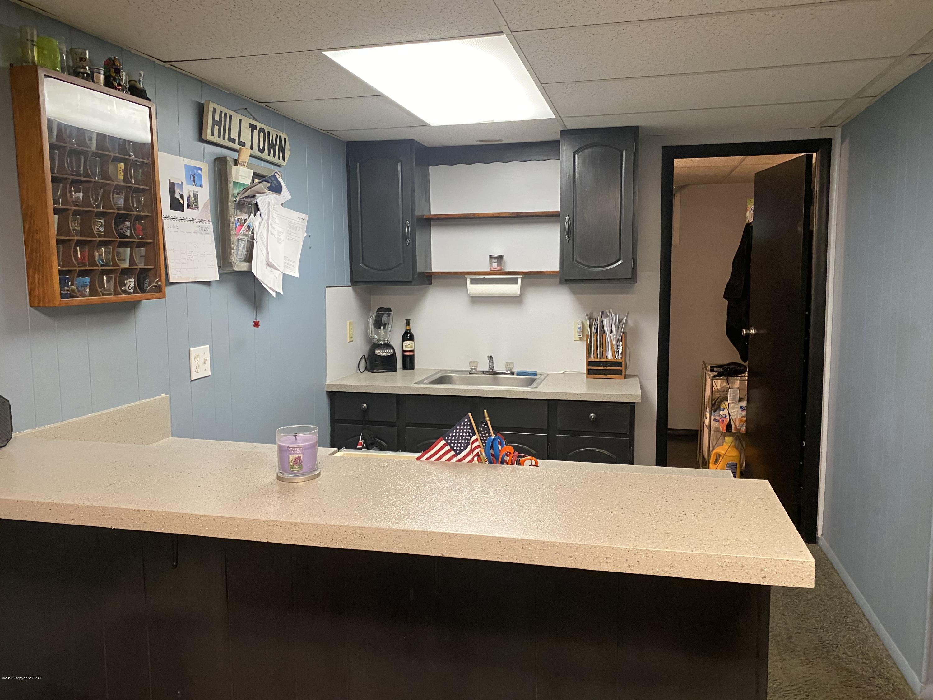 648 Rimrock Road Bartonsville, PA 18321 - Photo 17 of 35 Kitchenette