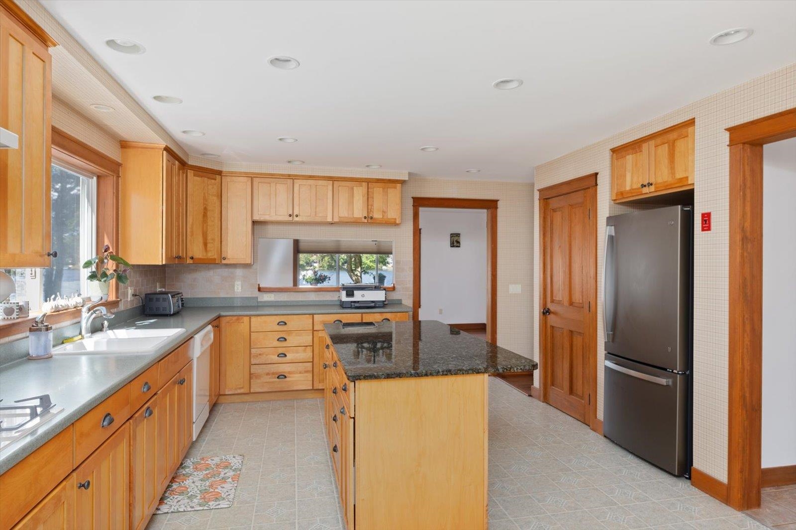 31 Moose Lane Rindge, NH 03461 - Photo 9 of 53