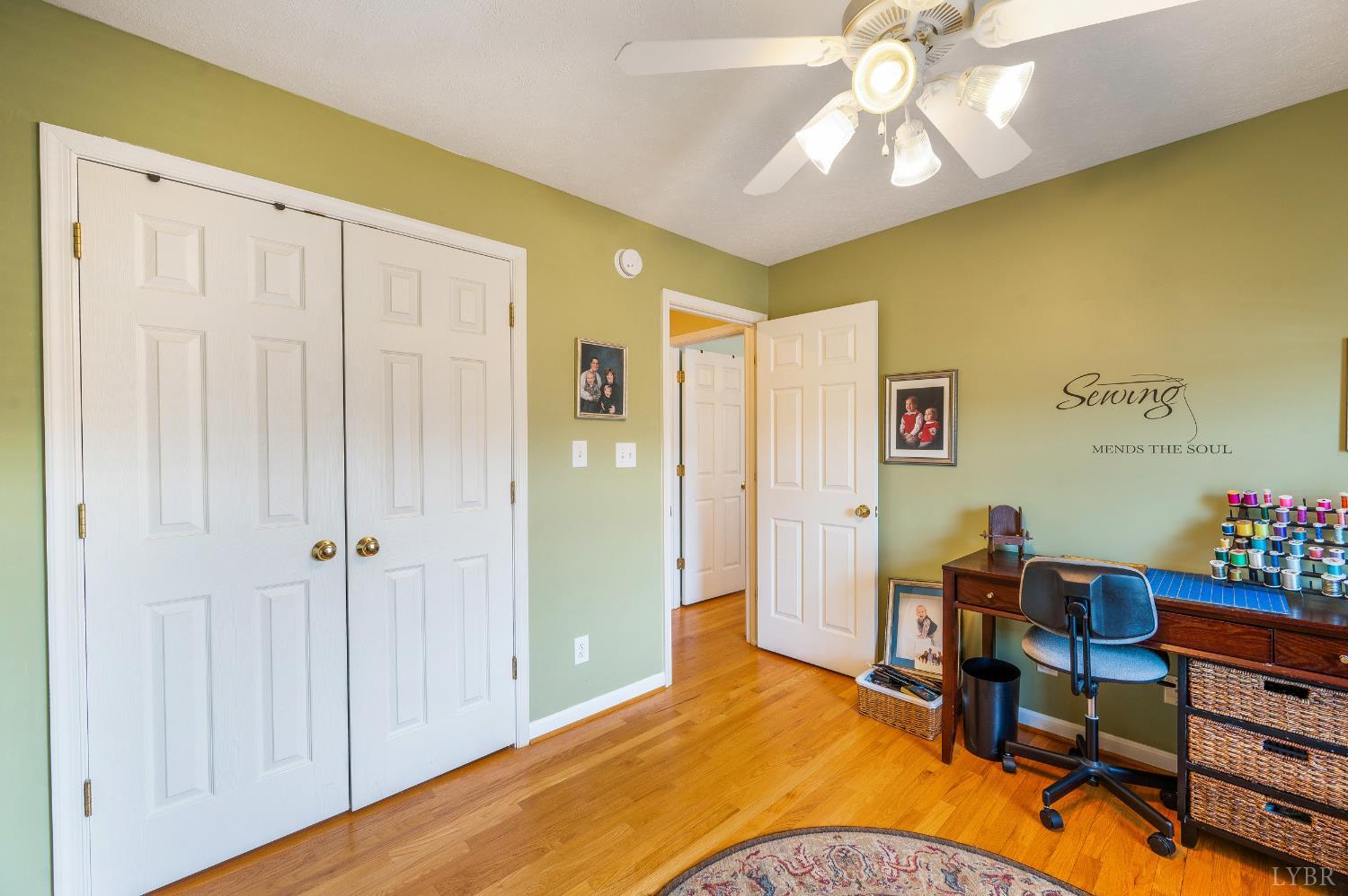 1011 Middle View Drive Forest, VA 24551 - Photo 28 of 44 a view of a livingroom with furniture and chandelier fan