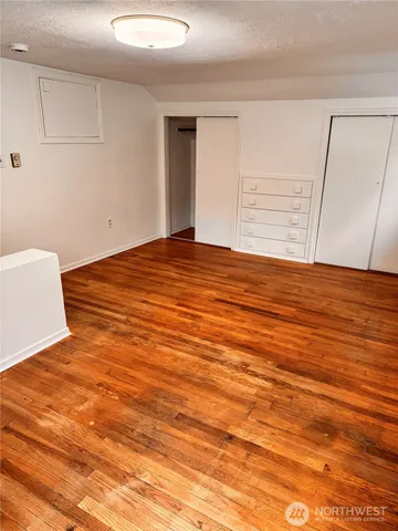 $2,300 | 14547 Ashworth Avenue North, Shoreline, WA 98133