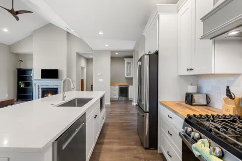 $1,740,000 | 201 Charismatic Place, Austin, TX 78737