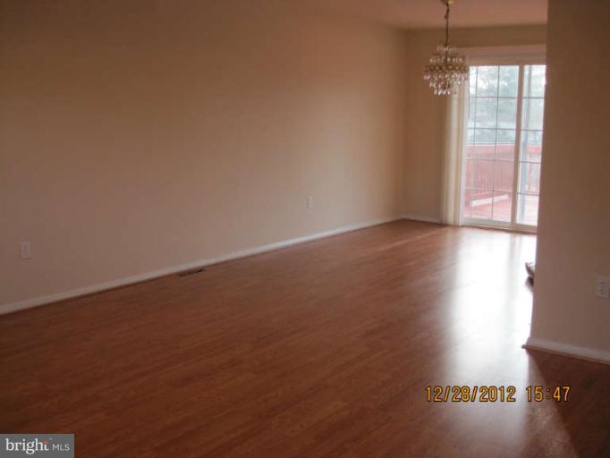 3010 Essex Road Baltimore, MD 21207 - Photo 4 of 15 Dining Room