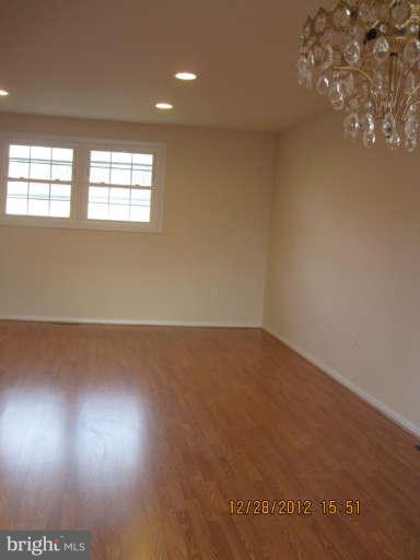 3010 Essex Road Baltimore, MD 21207 - Photo 5 of 15 Dining Room