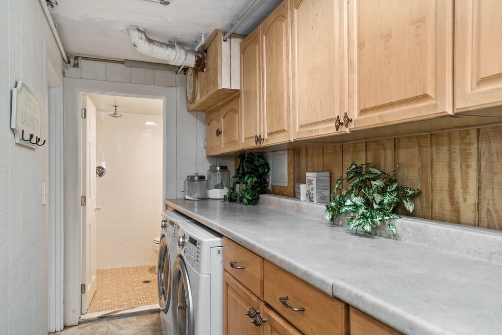 75 Maple Street Lexington, MA 02420 - Photo 27 of 39 Gallery Image 27