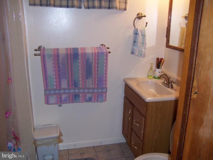 12430 Feldon Street Silver Spring, MD 20906 - Photo 9 of 22 Bath