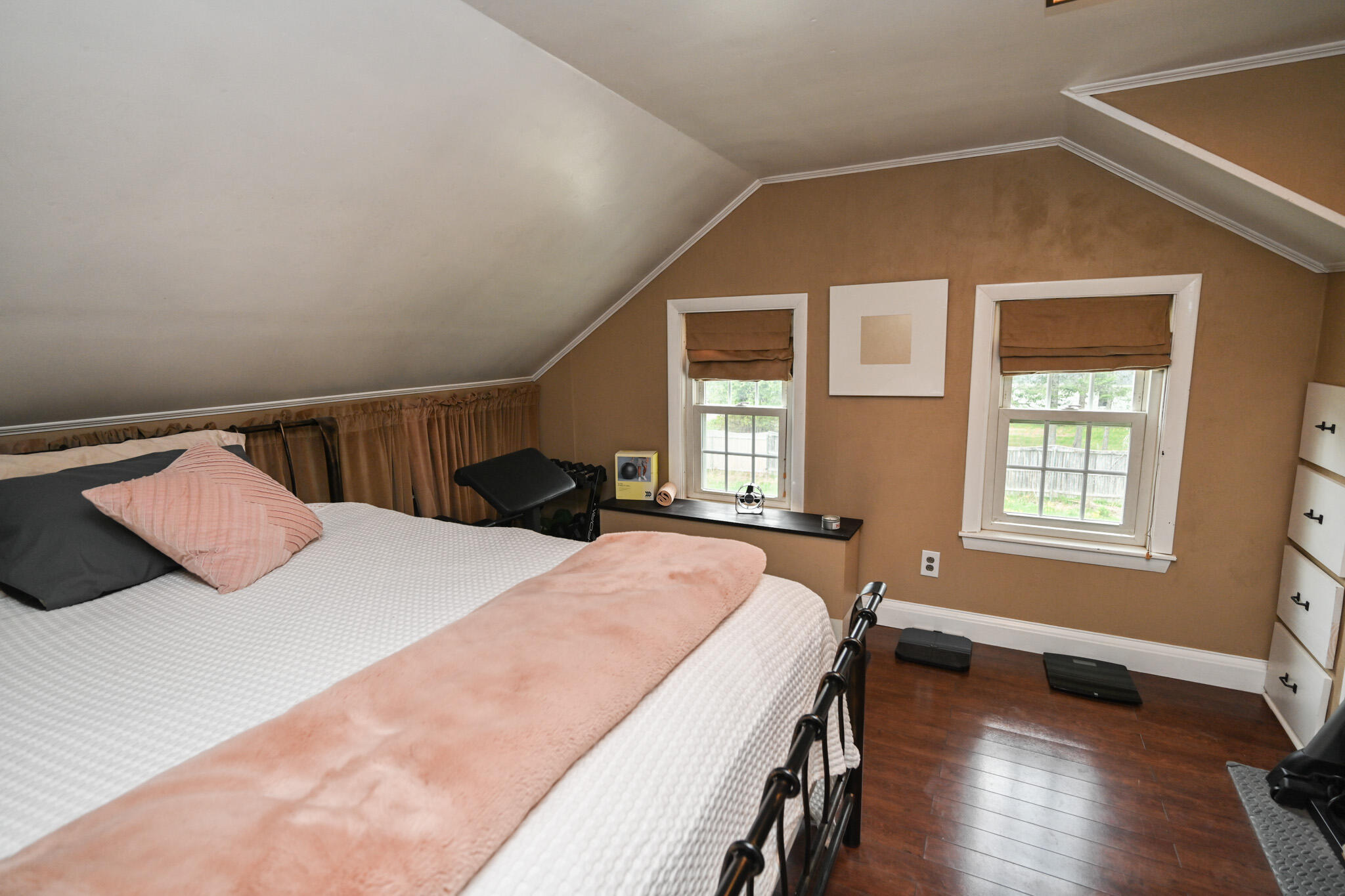 4 Harrison Avenue Orrington, ME 04474 - Photo 21 of 29 Bedroom 2 Second Floor