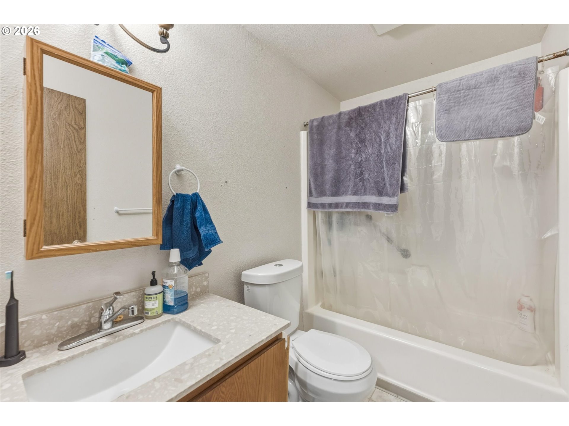 360 24th Avenue Longview, WA 98632 - Photo 16 of 36 Bathroom
