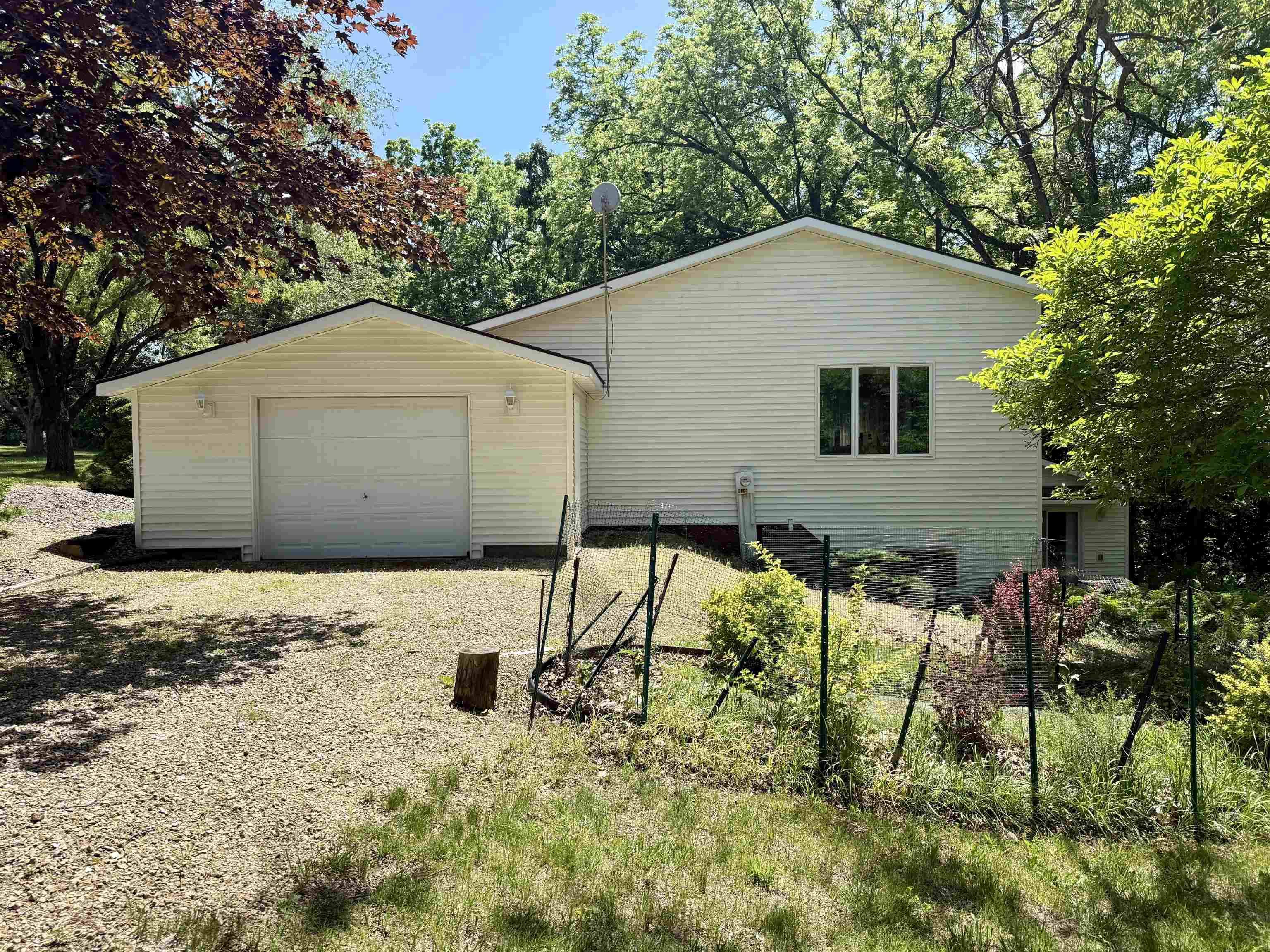 24975 Sunset Ridge Lane Eastman, WI 54626 - Photo 4 of 43