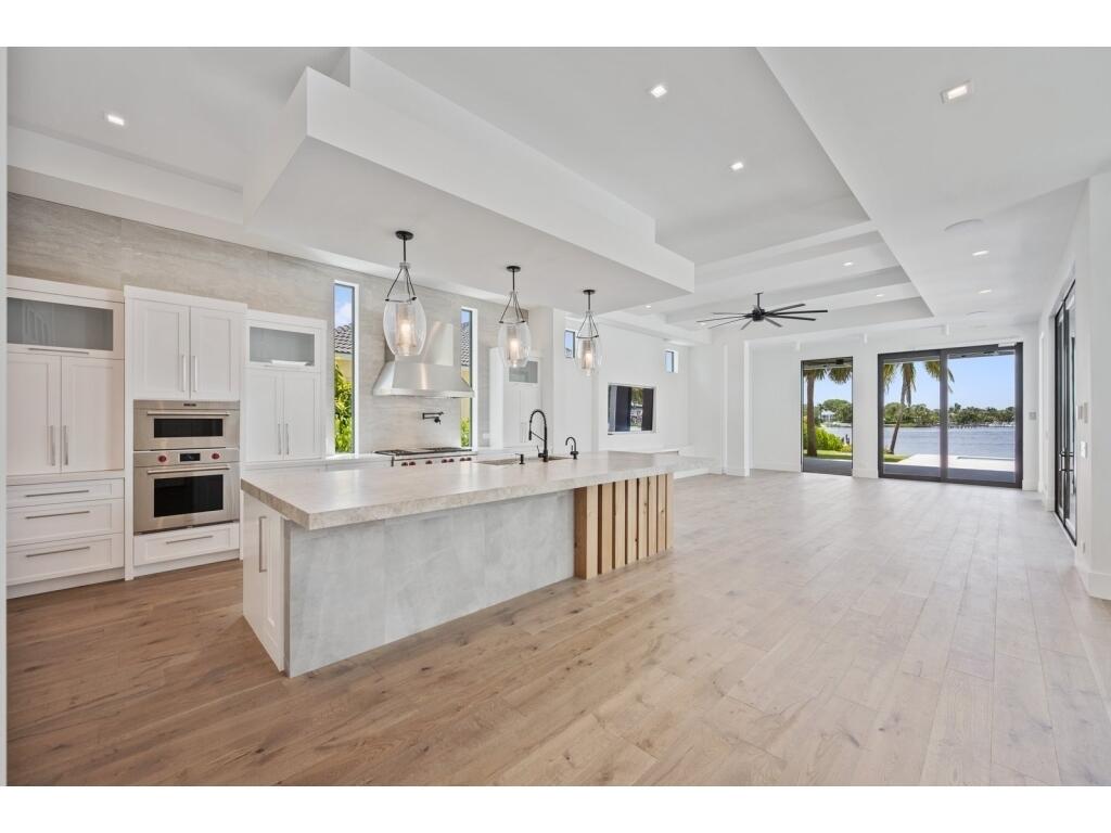 19311 North Riverside Drive Tequesta, FL 33469 - Photo 15 of 31 15-Photo 15