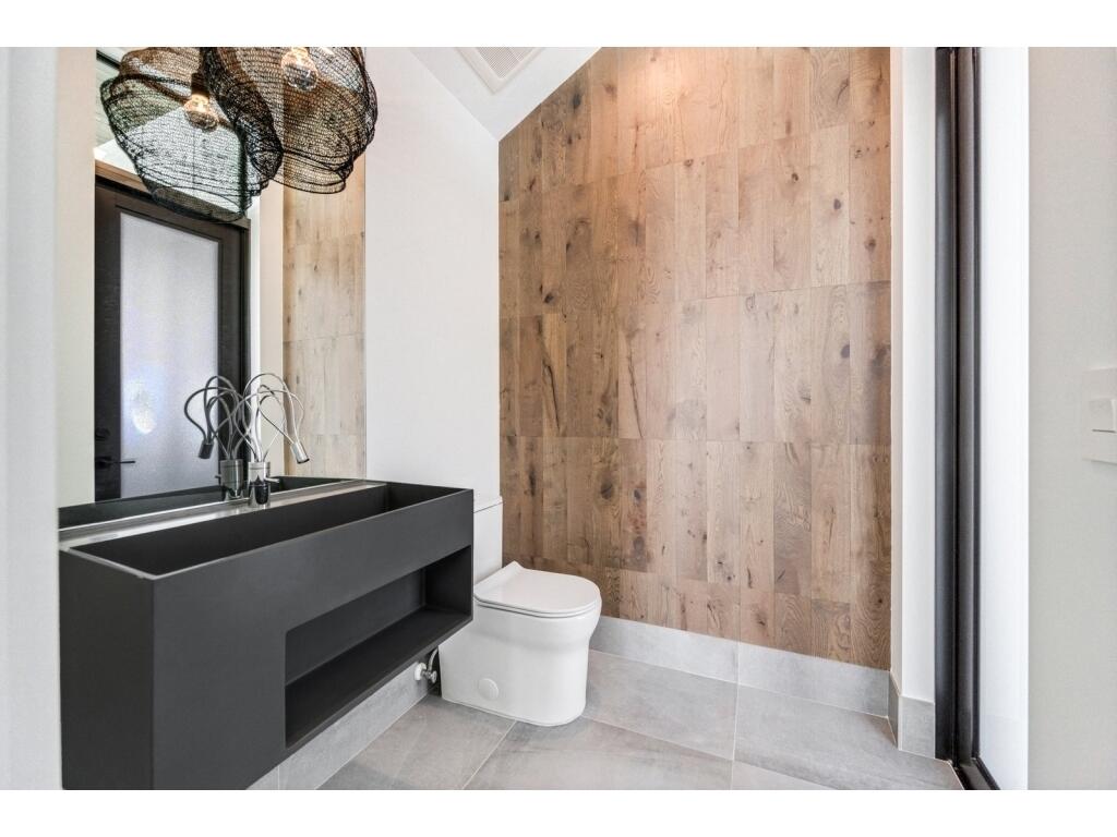 19311 North Riverside Drive Tequesta, FL 33469 - Photo 27 of 31 27-Photo 27