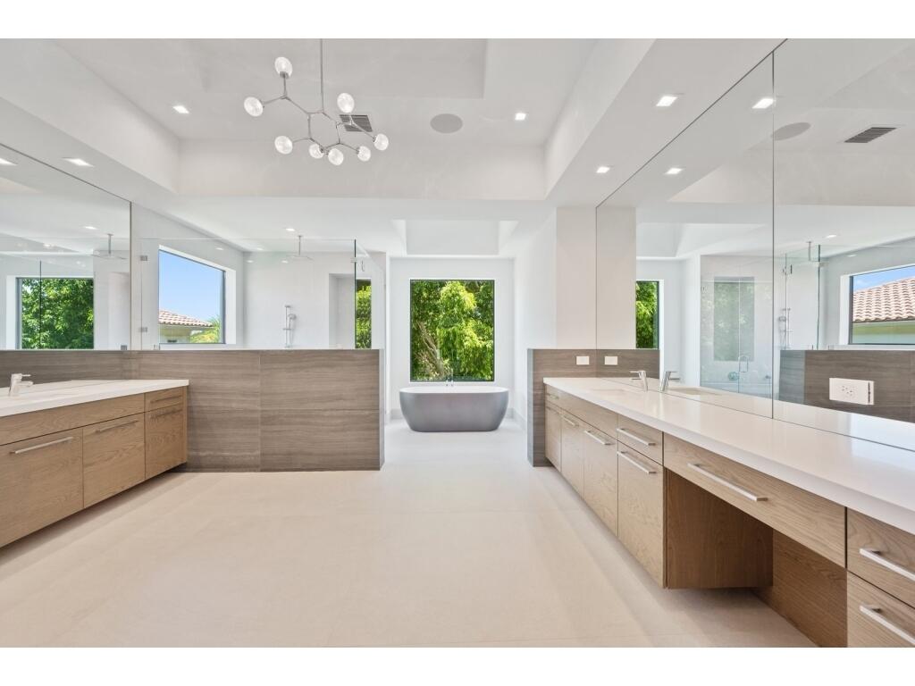 19311 North Riverside Drive Tequesta, FL 33469 - Photo 31 of 31 31-Photo 31