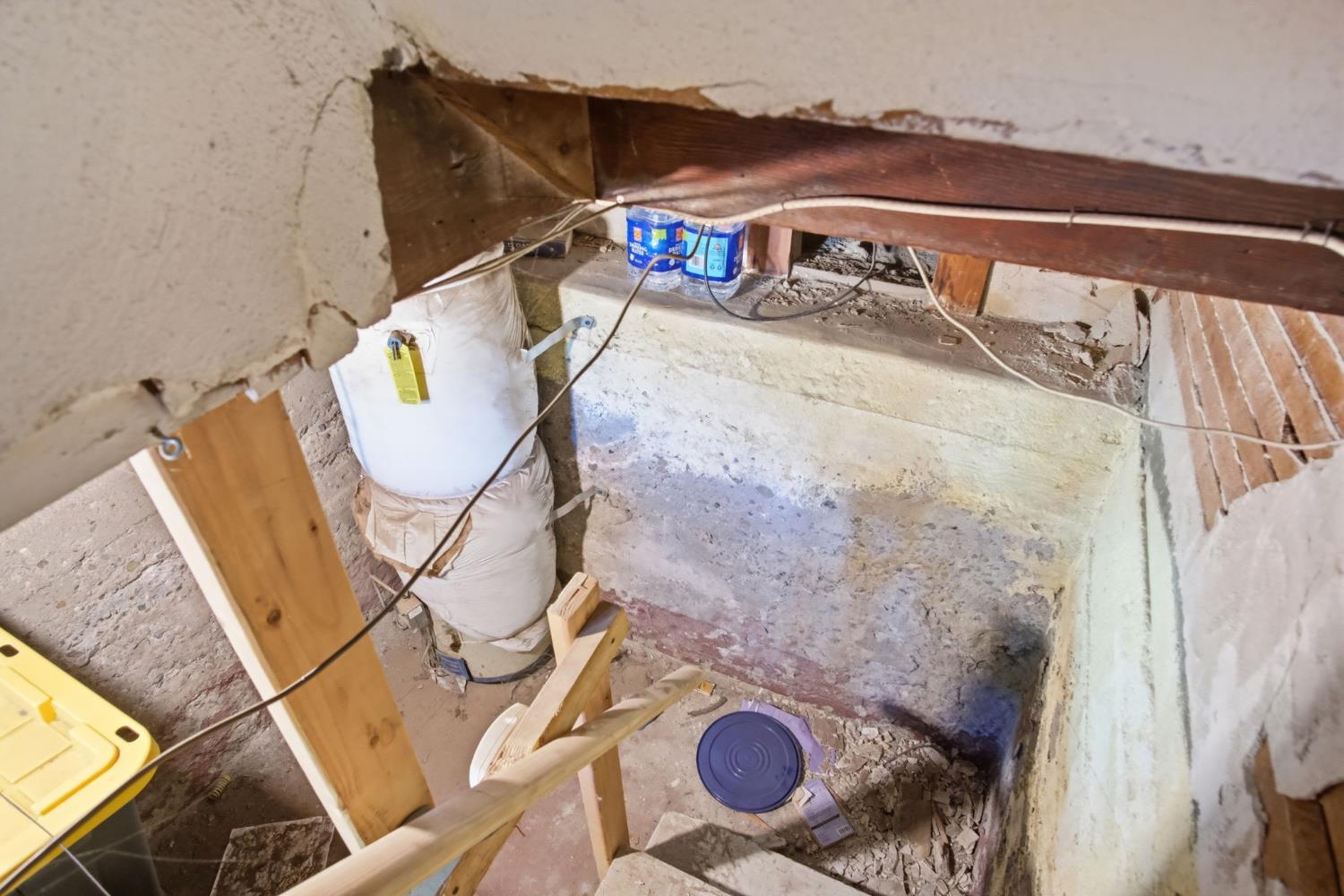 557 Florence Street Turlock, CA 95380 - Photo 21 of 36 a view of dining room and wooden floor