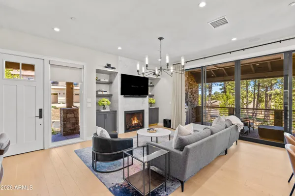 $1,565,000 | 2993 South Tourmaline Drive, Unit 33, Flagstaff, AZ 86005
