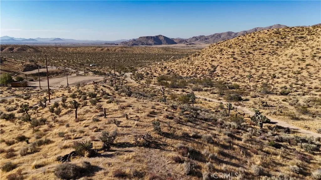 750 Ocotillo Way Apple Valley, CA 92308 - Photo 6 of 11 a view of a city