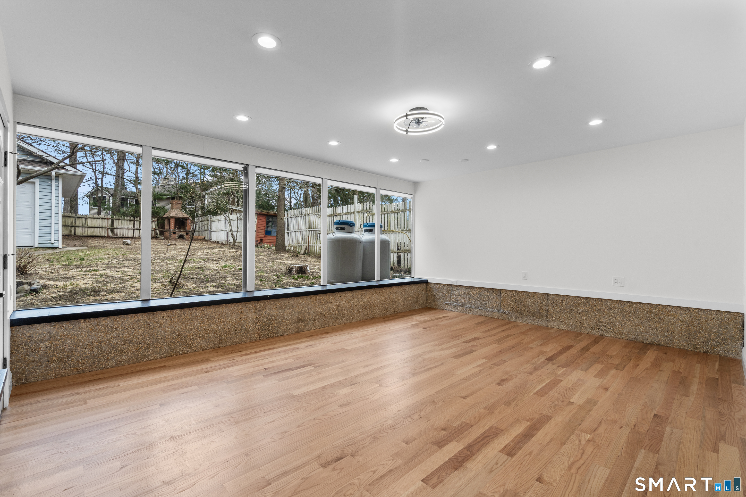 35 Elberta Avenue Trumbull, CT 06611 - Photo 13 of 41