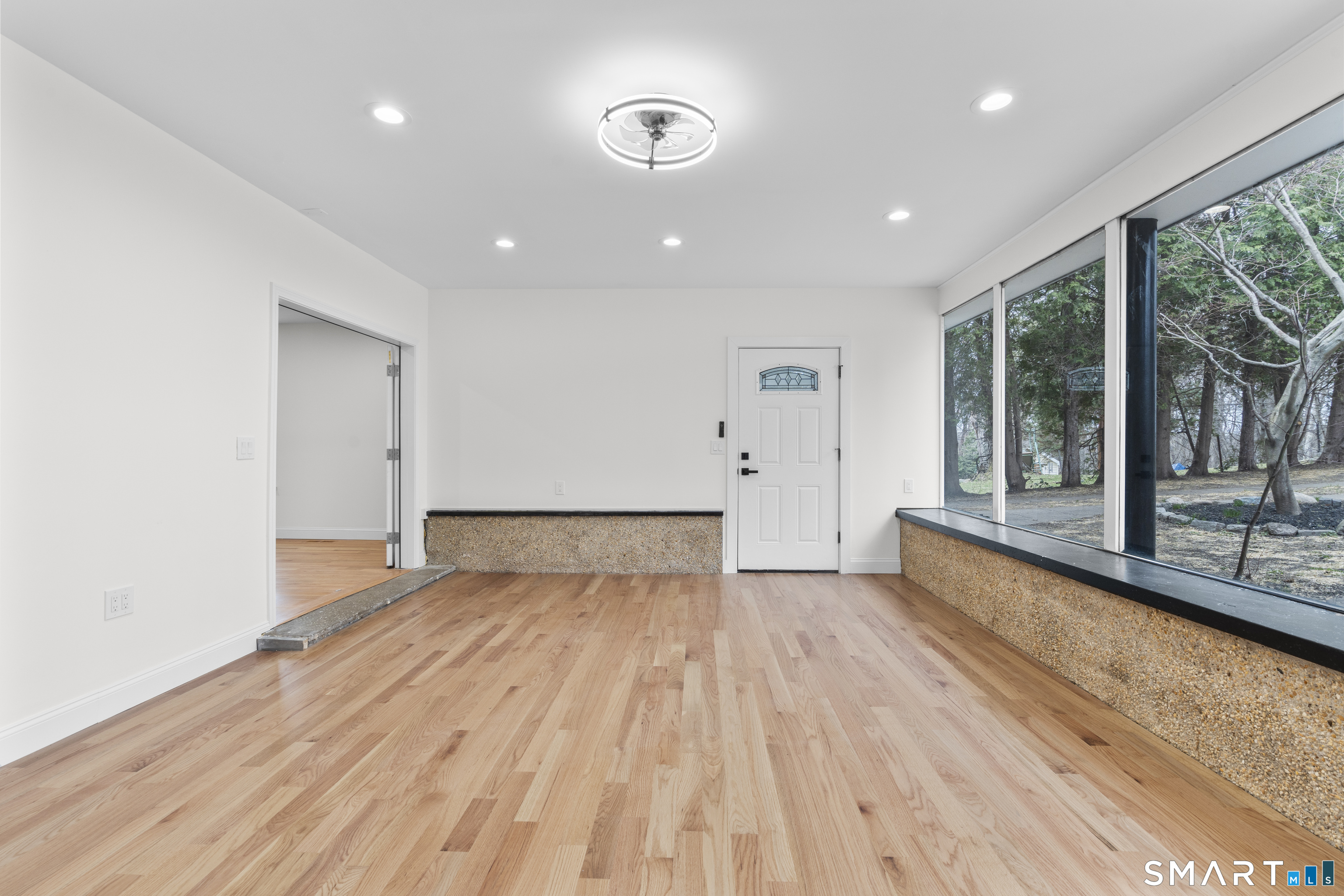 35 Elberta Avenue Trumbull, CT 06611 - Photo 14 of 41