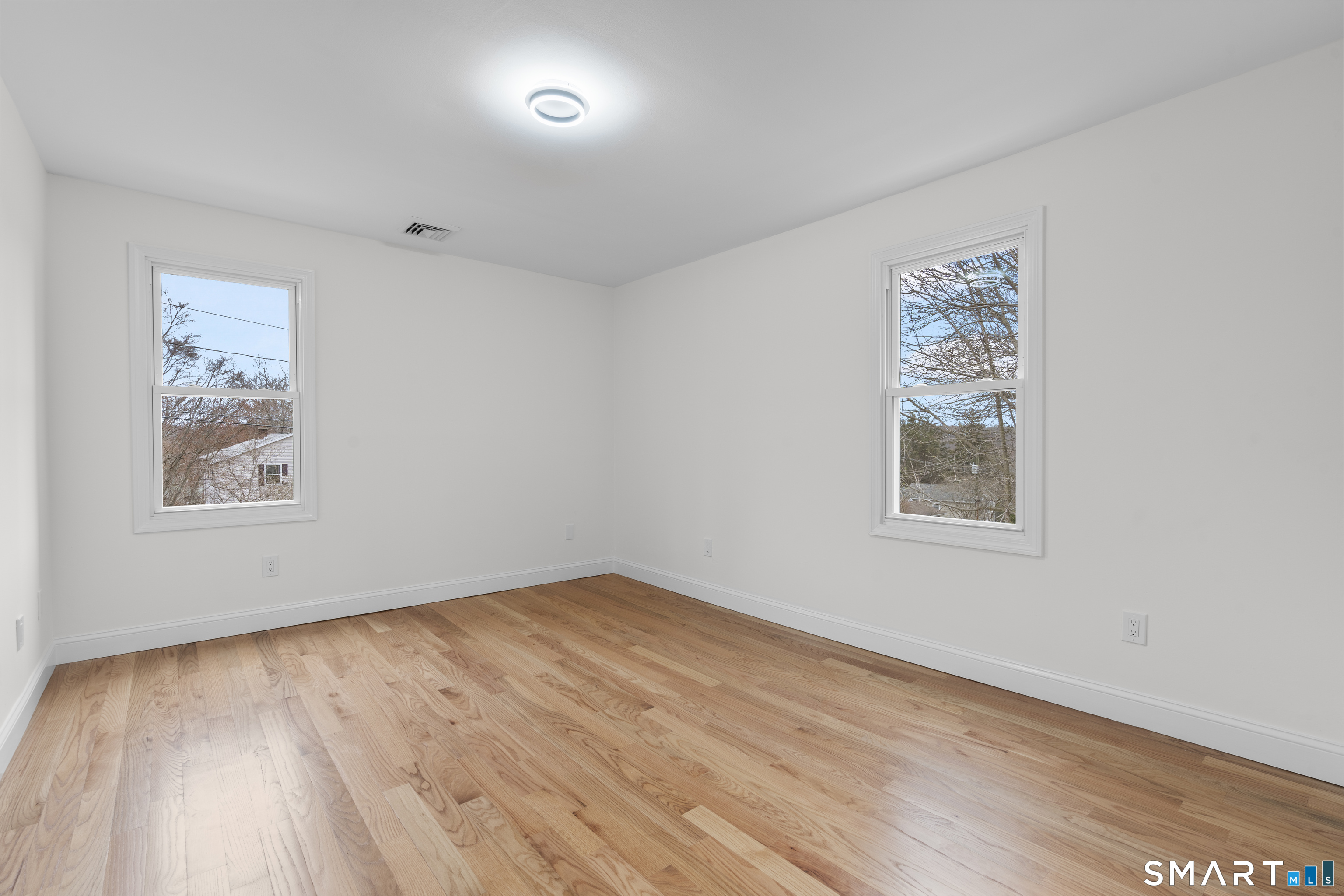 35 Elberta Avenue Trumbull, CT 06611 - Photo 22 of 41