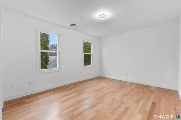 $769,500 | 35 Elberta Avenue, Trumbull, CT 06611