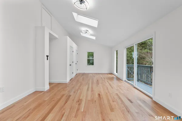 $769,500 | 35 Elberta Avenue, Trumbull, CT 06611