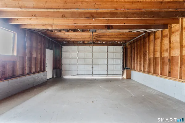 $769,500 | 35 Elberta Avenue, Trumbull, CT 06611