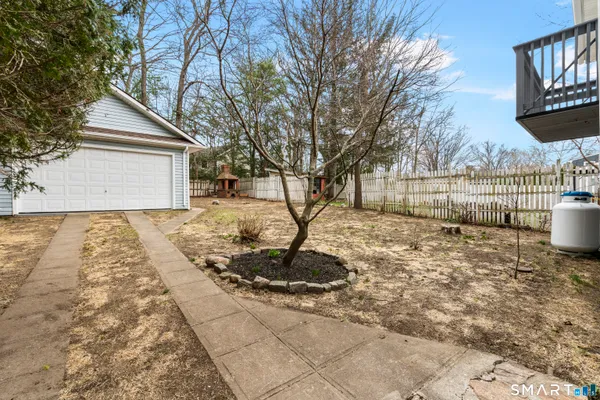 $769,500 | 35 Elberta Avenue, Trumbull, CT 06611