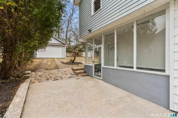 $769,500 | 35 Elberta Avenue, Trumbull, CT 06611