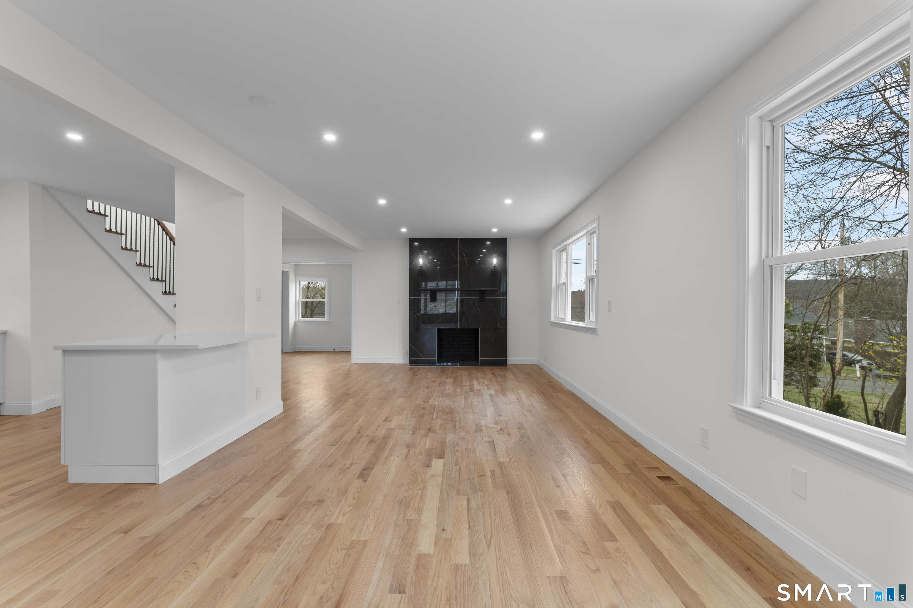 35 Elberta Avenue Trumbull, CT 06611 - Photo 10 of 41