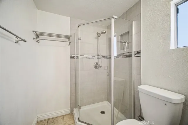 $2,890 | 706 Woodgate Street, Lancaster, CA 93534