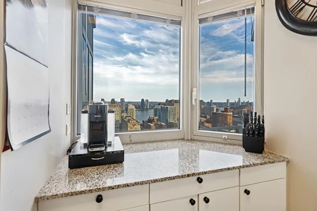 $1,100,000 | 200 East 32nd Street, Unit 32A | Kips Bay
