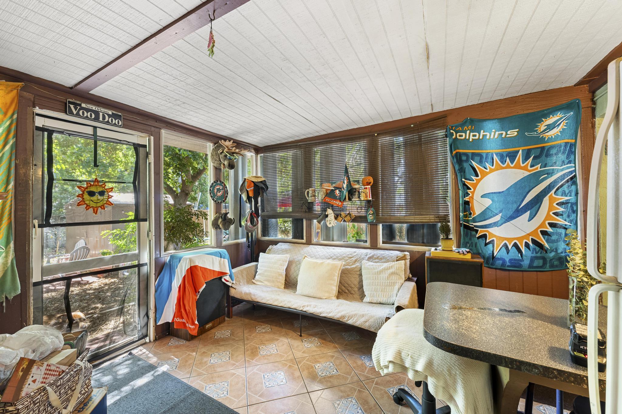3032 Stanford Road West Palm Beach, FL 33405 - Photo 23 of 33 Screened in Porch