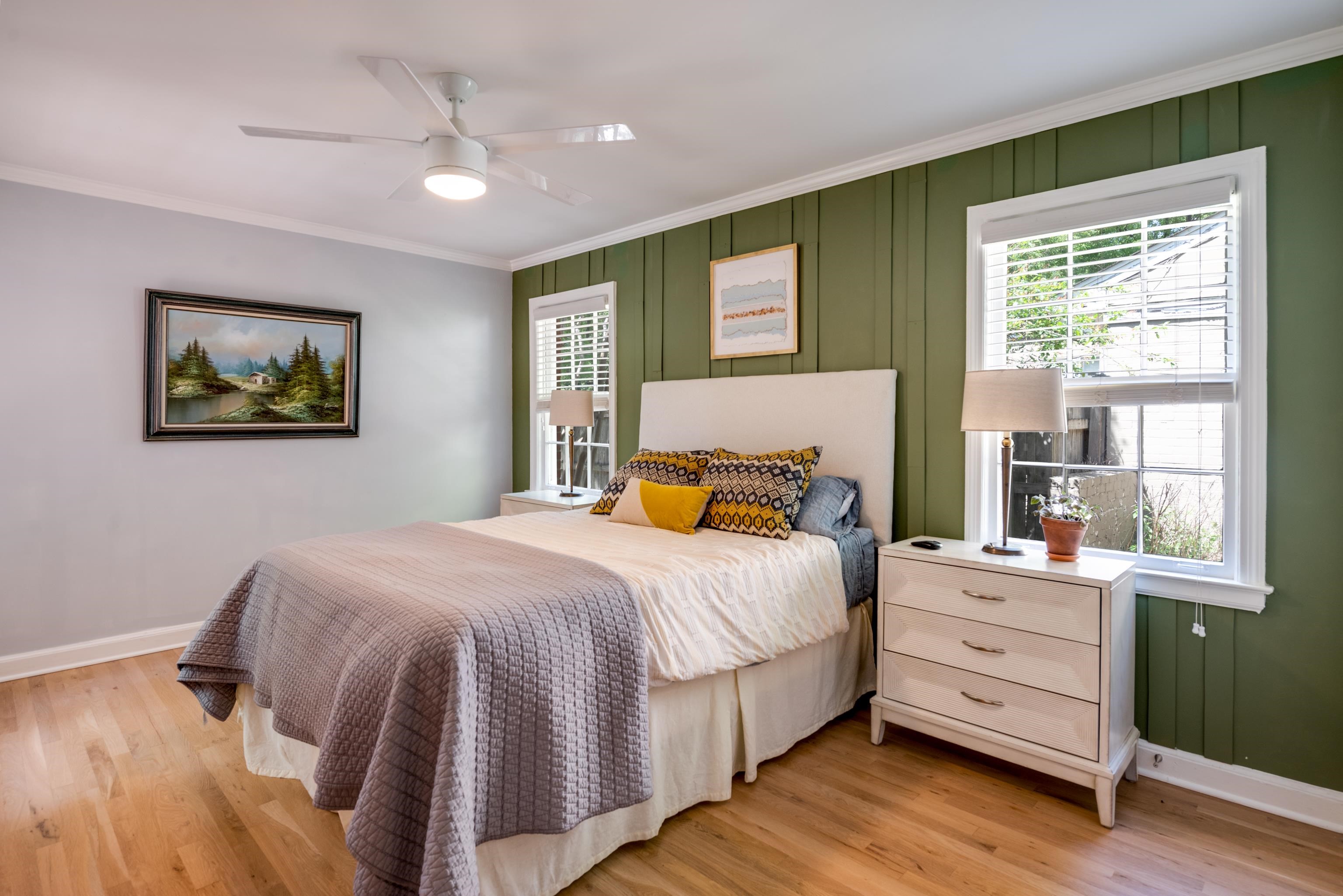 1089 West Perkins Road Memphis, TN 38117 - Photo 13 of 25 a bedroom with a bed and a window