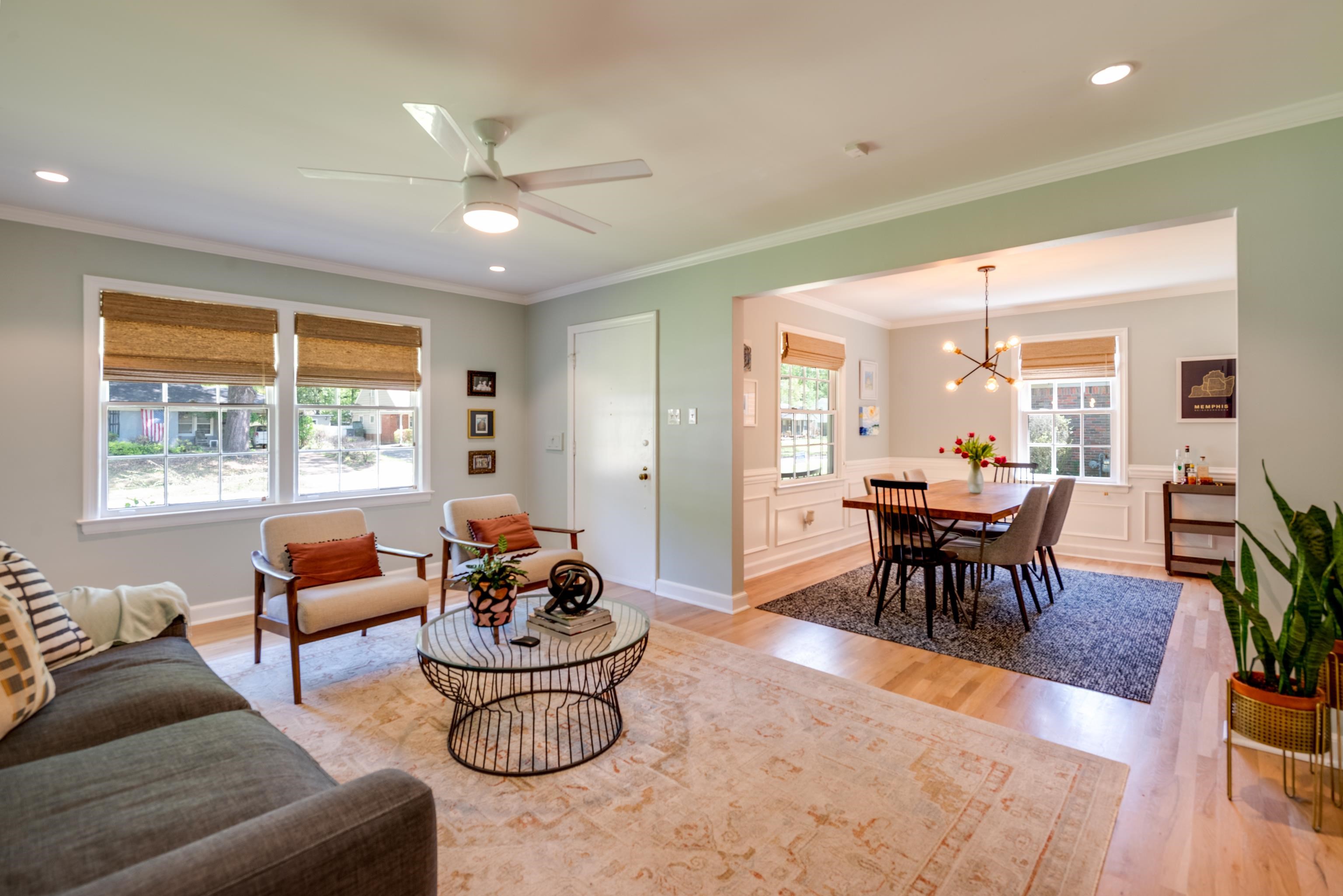 1089 West Perkins Road Memphis, TN 38117 - Photo 5 of 25 a living room with furniture and a large window