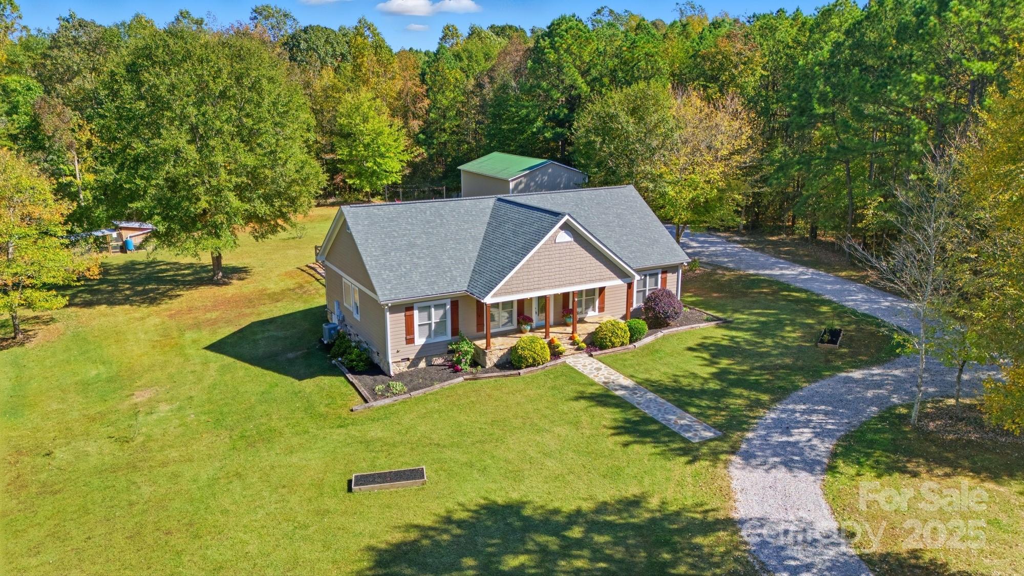 1240 Beamguard Road Clover, SC 29710 - Photo 2 of 47 Gallery Image 2