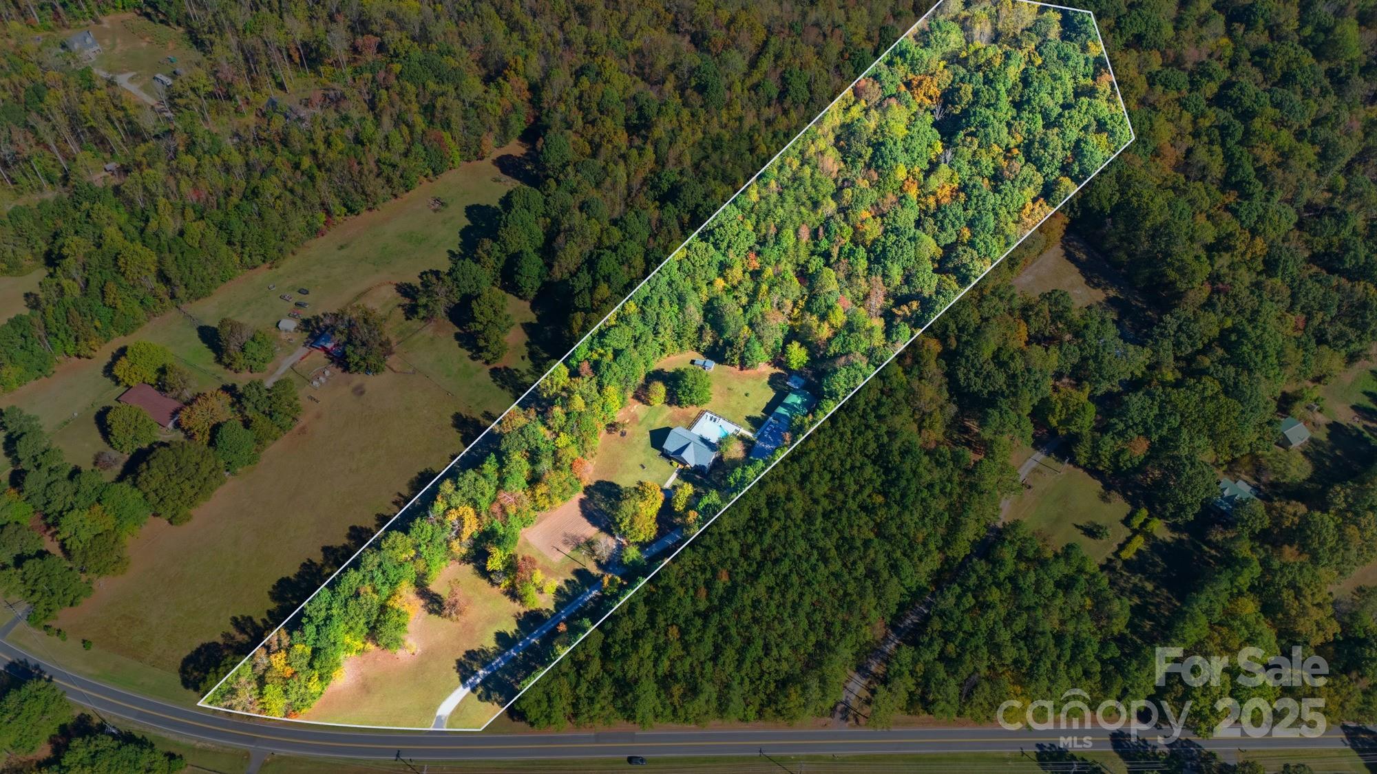 1240 Beamguard Road Clover, SC 29710 - Photo 5 of 47 Gallery Image 5